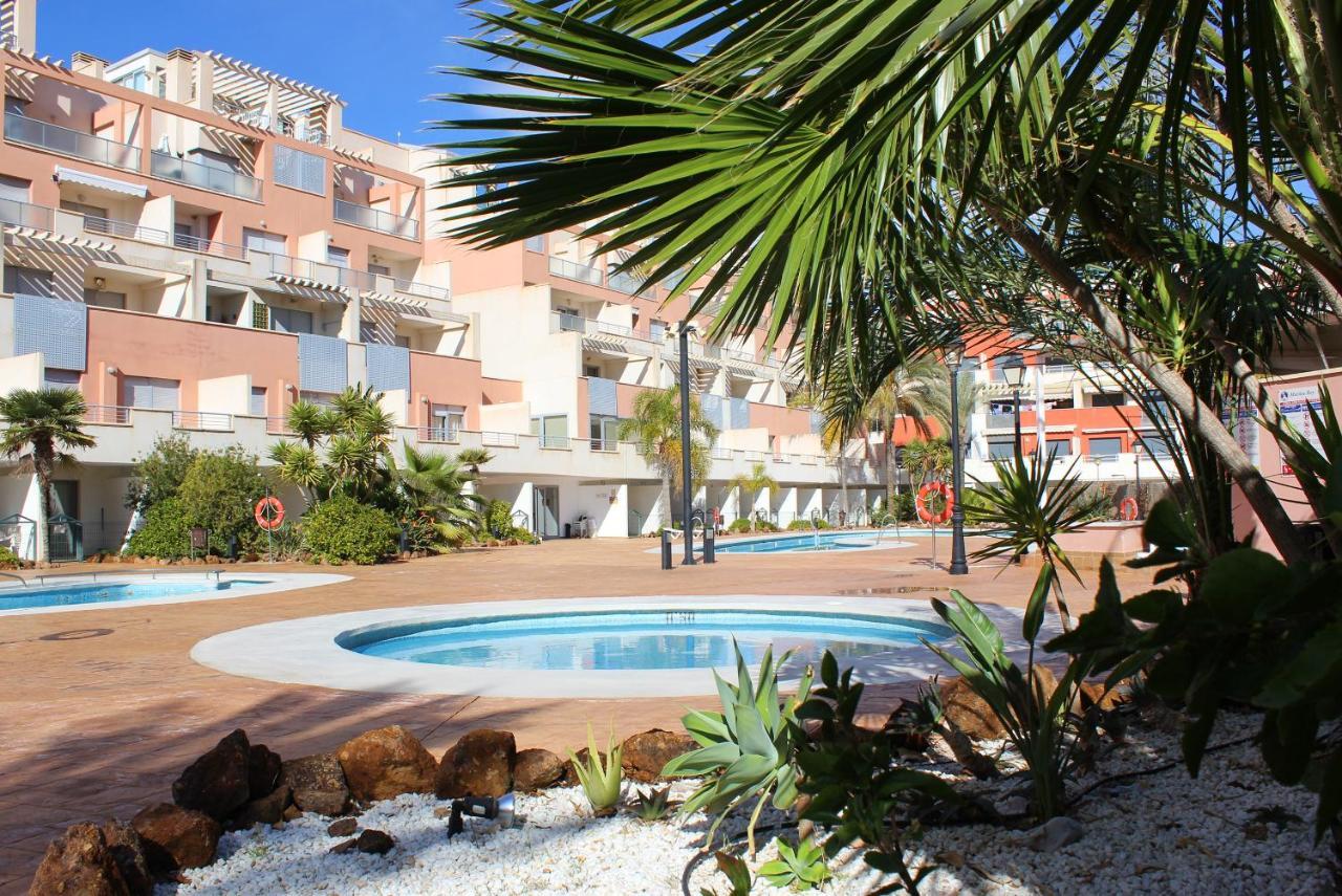 Complejo Turistico Marina Rey Apartment Вера Екстериор снимка